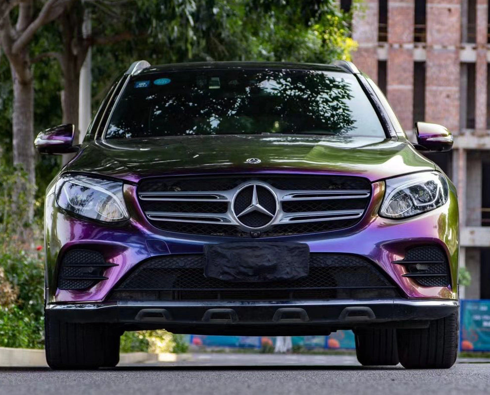 Phantom Holographic Wrap